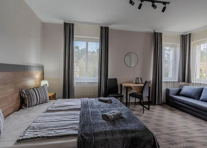 Dom Pracy Tworczej Bed & Breakfast 3*