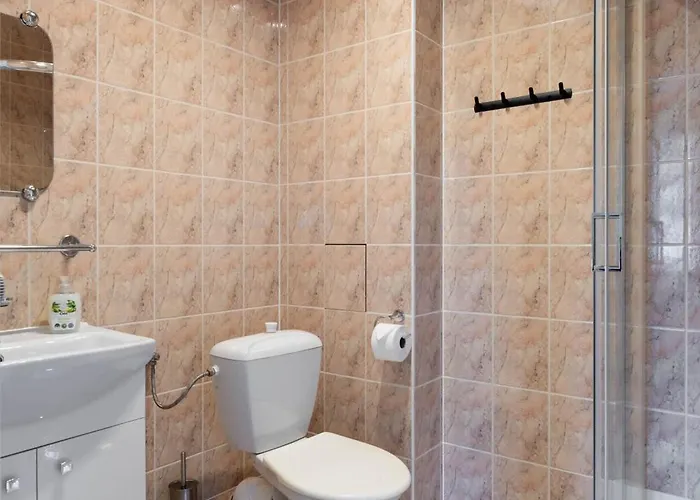 Bed & Breakfast Dom Pracy Tworczej Svinoústí